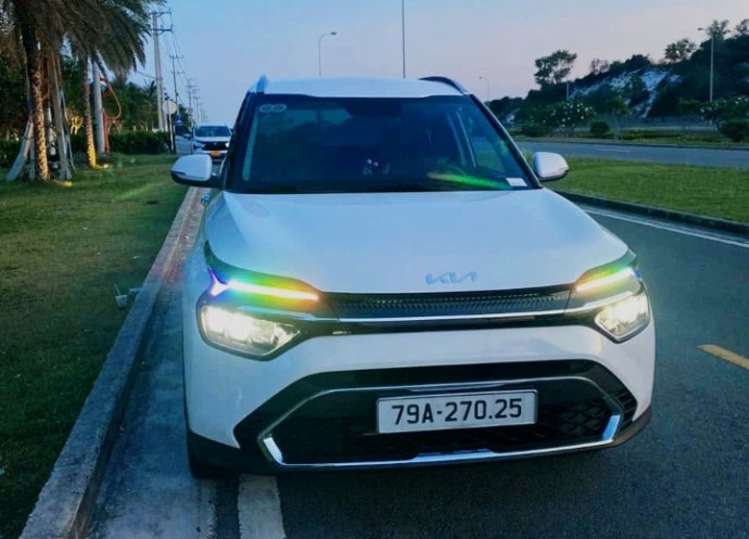 Аренда автомобиля Kia Carens 2025 в Нячанге
