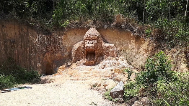 Вьетнам. Нячанг. Заповедник Хон Ба. На водопад попасть нельзя. Kong Forest.
