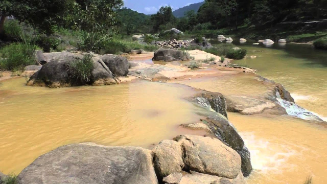 Вьетнам. Нячанг. Водопад Янг Бей