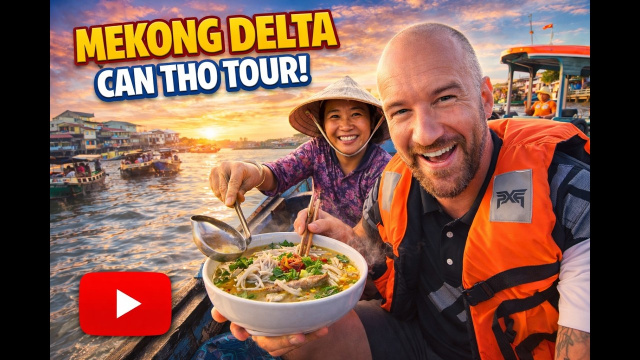 🇻🇳 Mekong Delta Floating Market 🇻🇳 Insane 6AM Boat Life in Can Tho (Vietnam Street Food!)