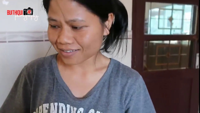 BUI THI QUI NH&Agrave; THỜ GỖ KONTUM