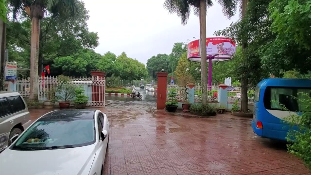 Nh&agrave; kh&aacute;ch tỉnh ủy Đak lak 350k lưu tr&uacute;
