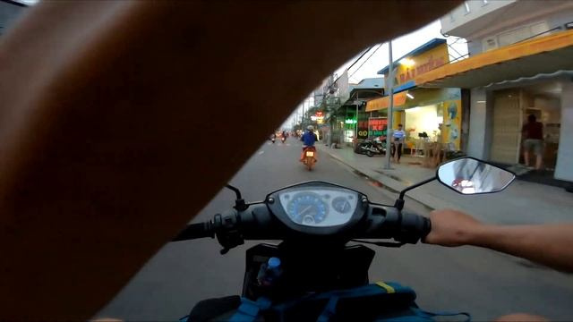 ВЬЕТНАМ 2018 - ХОШИМИН ( САЙГОН ) , ВУНГТАУ И ДЕШЁВЫЙ ОТЕЛЬ VLOG #4