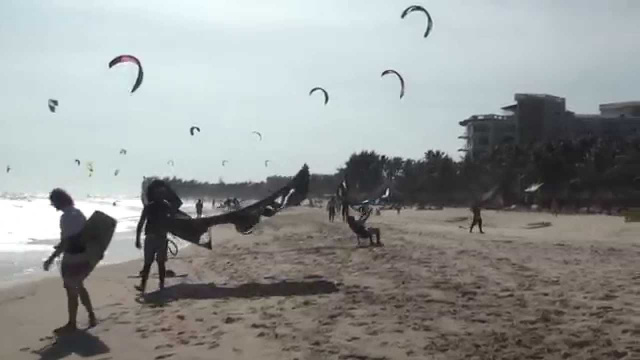Вьетнам Муйне рай для кайтсерферов Kitesurfing in Mui Ne Vietnam