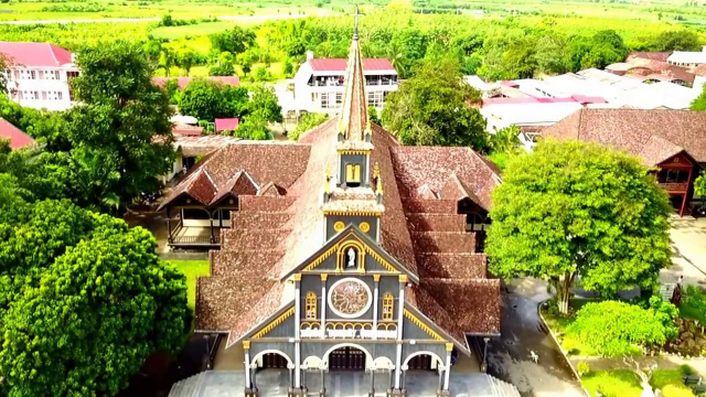 278/315. Xuy&ecirc;n Việt : Th&agrave;nh phố Kon Tum nh&igrave;n qua con mắt flycam DJI Mavic Pro, Gia Lai 10/7/2017