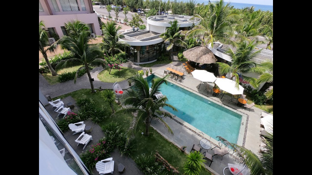Du lịch kh&aacute;m ph&aacute; Sala Tuy Hoa Beach Hotel v&agrave; Hoang Ngoc's House Tuy H&ograve;a Ph&uacute; Y&ecirc;n