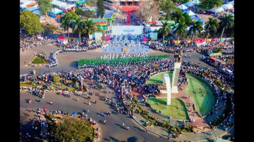 Tưng bừng lễ hội đường phố - Lễ Hội C&agrave; Ph&ecirc; Bu&ocirc;n M&ecirc; thuột