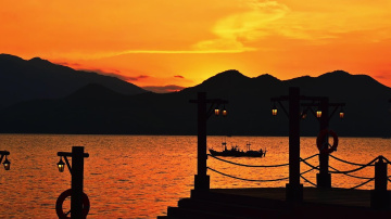 Hon Tam Rezort - Evening, Nha Trang, Vietnam