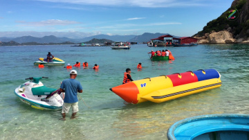 B&atilde;i Nh&agrave; Cũ ở đảo du lịch B&igrave;nh Ba vịnh Cam Ranh | ZaiTri
