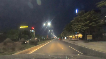 Đường Đinh Ti&ecirc;n Ho&agrave;ng Cam L&acirc;m Qua Đầm Thủy Triều Đến Đ&egrave;o C&ugrave; Hin